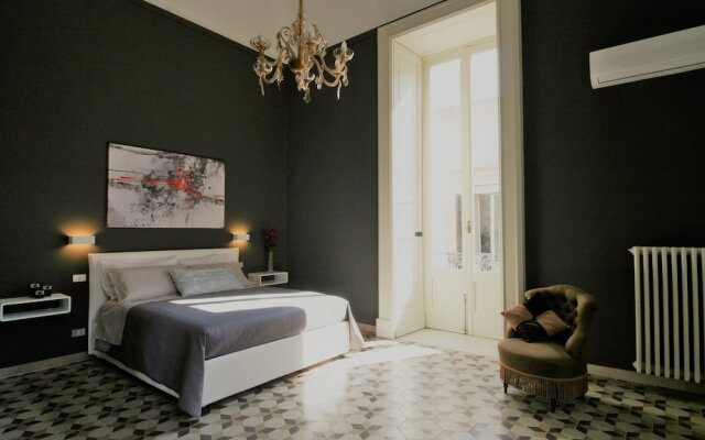 Chez Moi Lecce Charme B&B