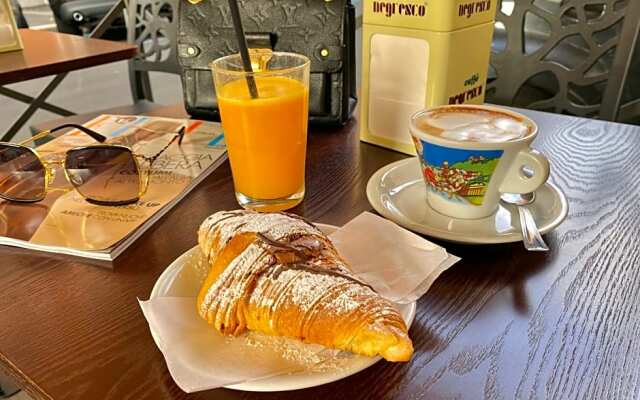 Relais Roma Vaticano - METRO station Ottaviano