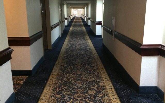 Executive Inn and Suites Baker