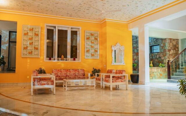 Devraj Villa-A Luxury Homestay with Pool