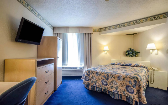 Clarion Inn & Suites