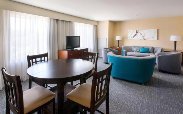 Courtyard by Marriott Sacramento Cal Expo