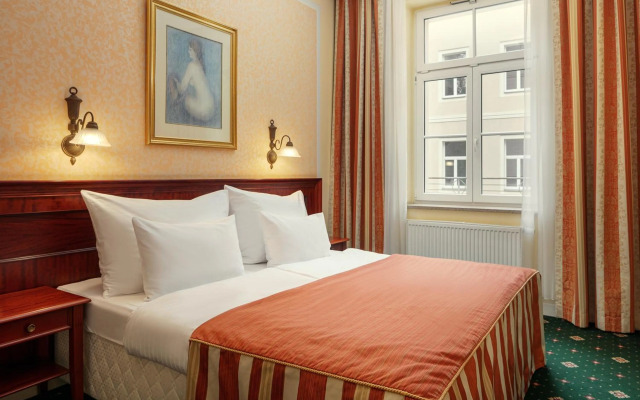Humboldt Park Hotel And Spa