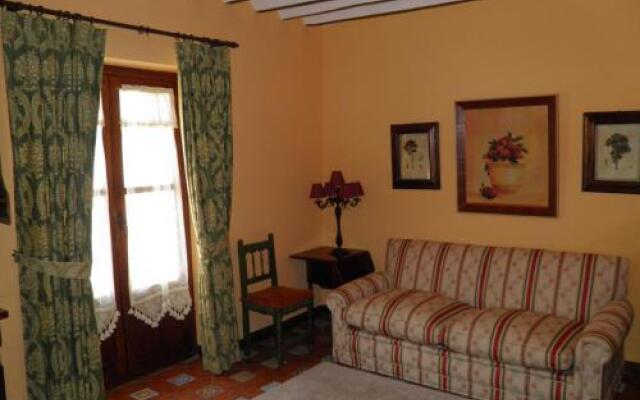Apartamentos La Columna