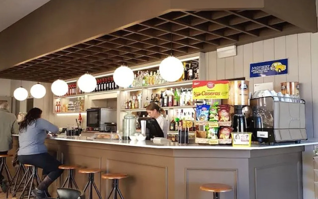 Отель Terminus Puigcerdà