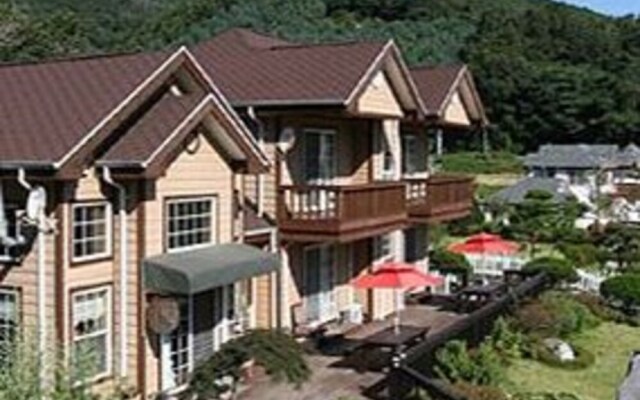 Ganghwa You & Jun Pension