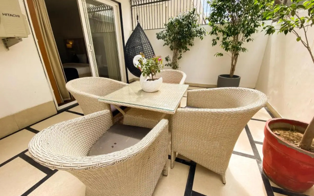 Sky Suites Huda City Center