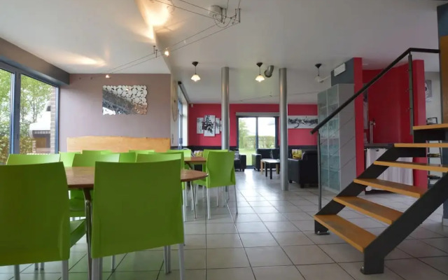 Delightful Villa in Sourbrodt With Pool