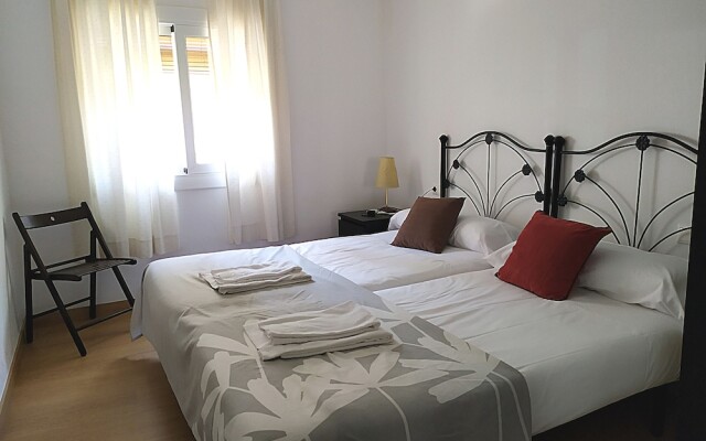 Comfortable Apartment Park Guell