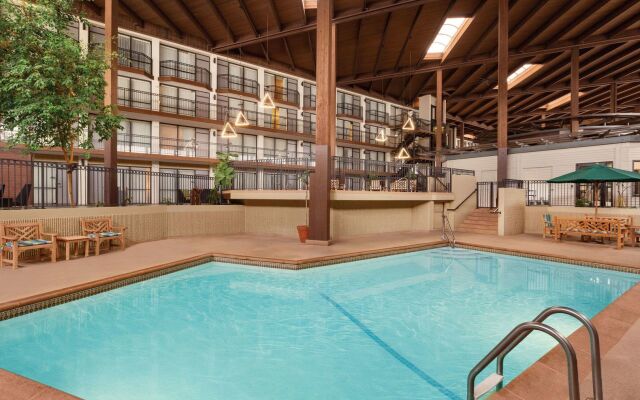 Radisson Hotel Lenexa Overland Park