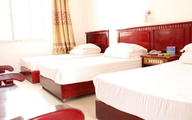 Jinghong Yuerongzhuang Hotel