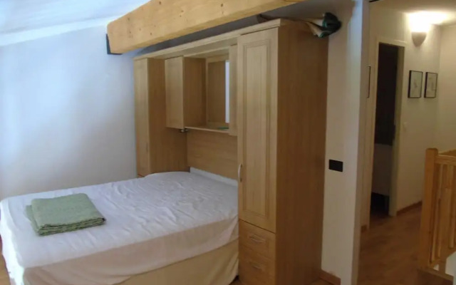 Lou Services Apartment CB74 LSI 001