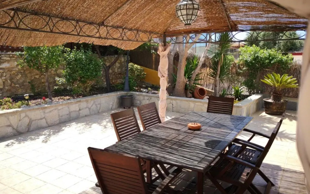Villa con vistas piscina y relax