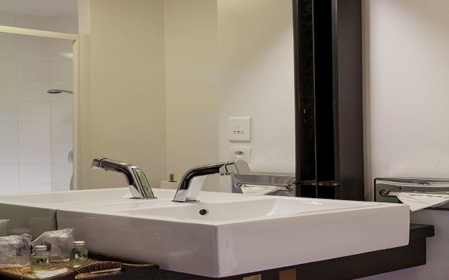 B&B HOTEL Saint-Maur Créteil