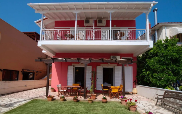 Irini SeaSide Studios