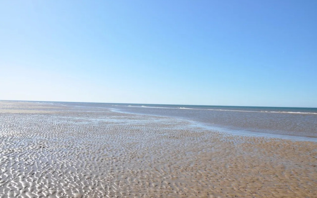 Pets Stay Free 3 Bedroom Caravan at Heacham Beach