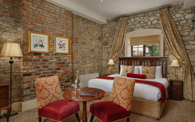 Cabra Castle Hotel