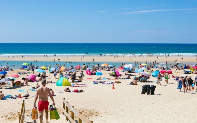 Cozy Mobile Home With Covered Terrace on a Luxury Campsite