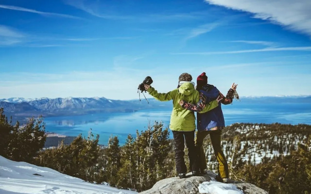 Luxury Residence - Gondola across the Street 2 Bedroom Condo by RedAwning