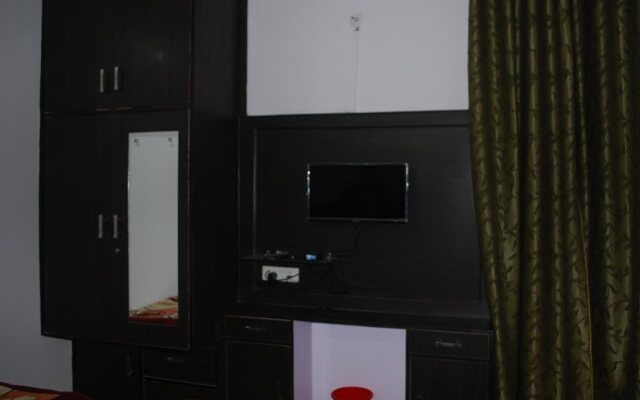 Taj Mahal Home Stay