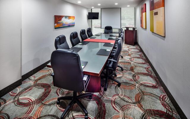 Holiday Inn Atlanta-Northlake by IHG