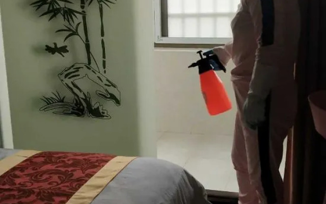 Tonghuayuan Business Hotel