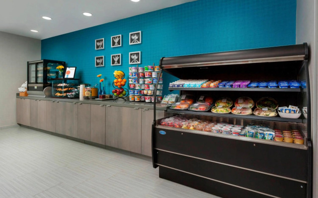 Courtyard by Marriott Boston-Cambridge