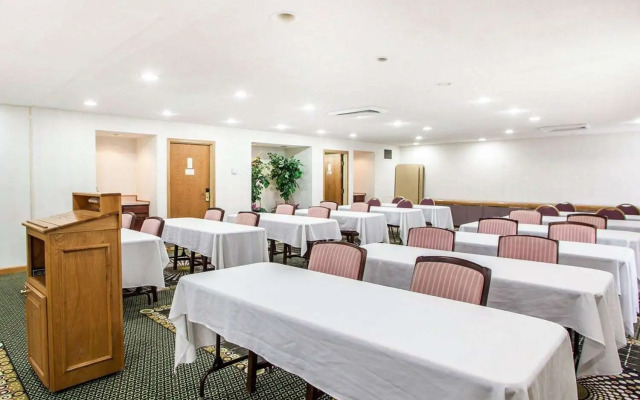 Comfort Inn Bourbonnais near I-57