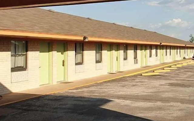 Budget Inn