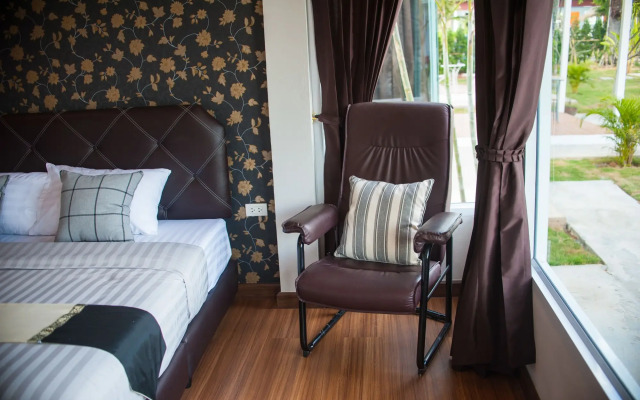 Bluemoon Riverside Resort