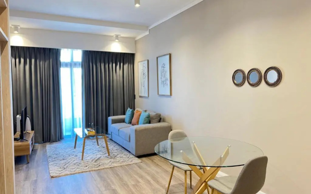 519 Menlyn Maine Trilogy
