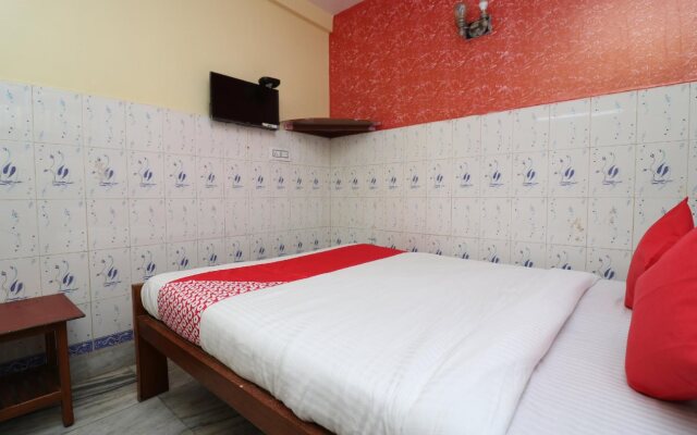 Srijan Guest House By OYO Rooms