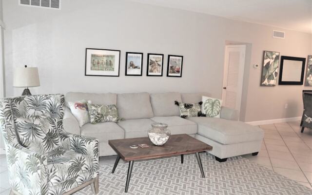 Jamaica Royale - T24 - 2 Br Condo