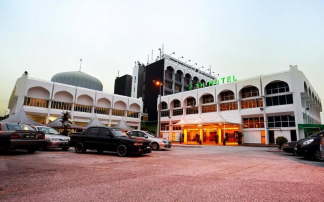 TH Hotel Kelana Jaya