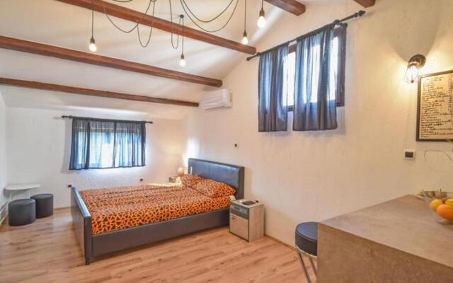 Studios Barre with Jacuzzi