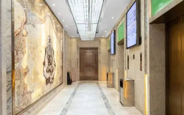 Zmax Carrey Internat i onal Hotel