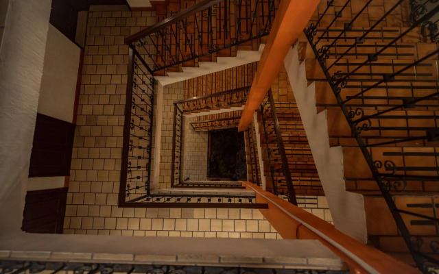 Hotel Don Quijote Plaza