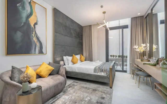 Czechin - Modern Studio JVC