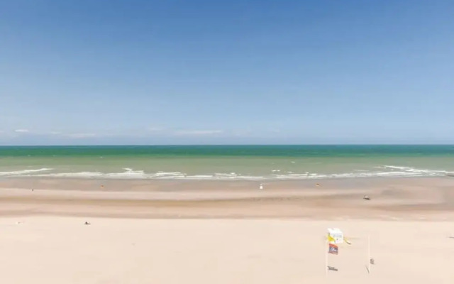 Apartment With Stunning sea View in Middelkerke