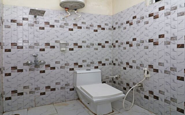 OYO 12847 Hotel Kanha Palace