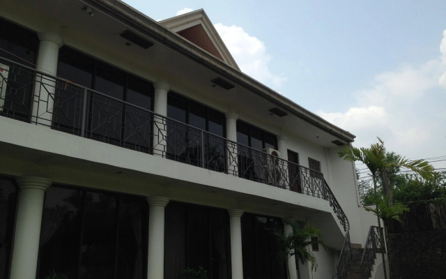 Woodland Hotel
