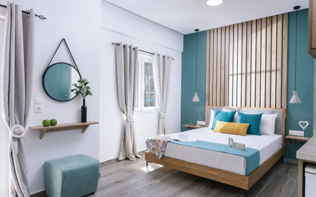 Ermis Luxury Suites & Apartments