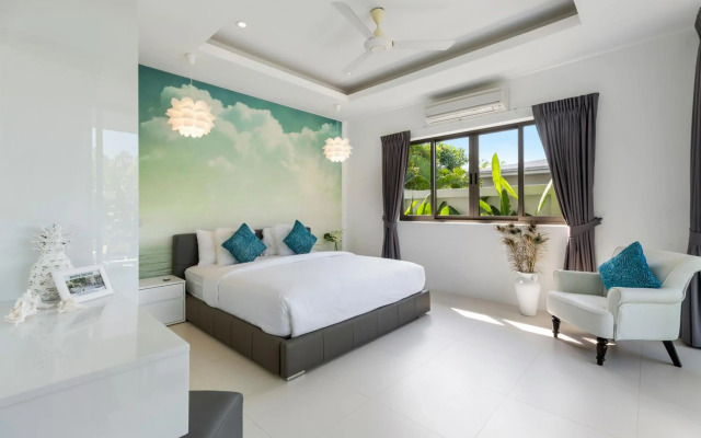 Villa White Orchid