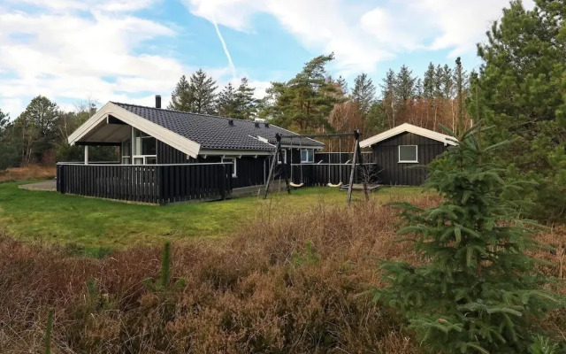 6 Person Holiday Home in Jerup