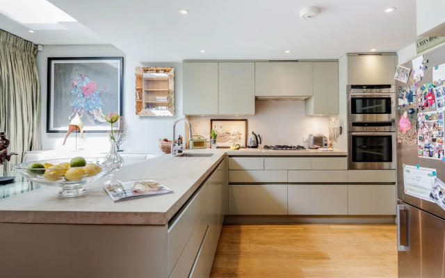 Exquisite Designers Abode