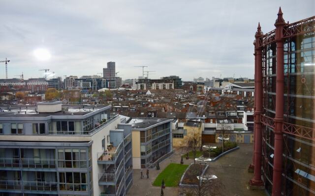 3 Bedroom Penthouse Near City Centre