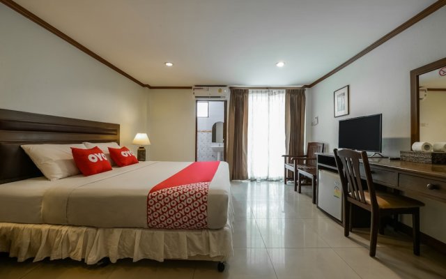The Modern Place by OYO Rooms