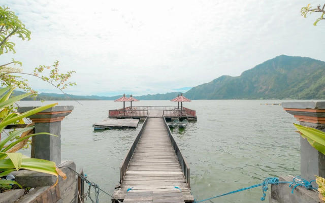 Resto Apung and Bungalow Kedisan Batur Lake View RedPartner