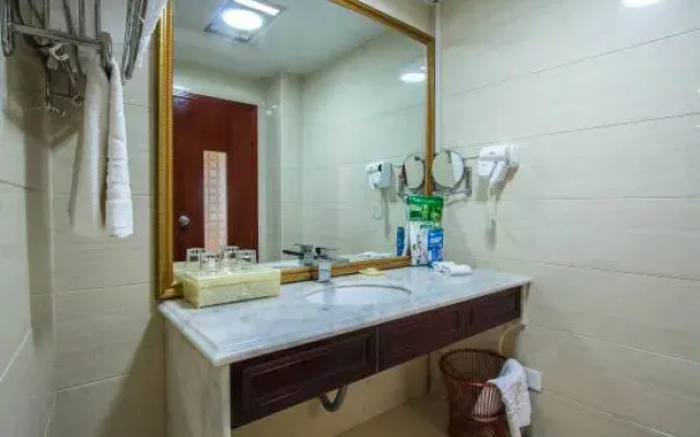 Jingjiang International Hotel