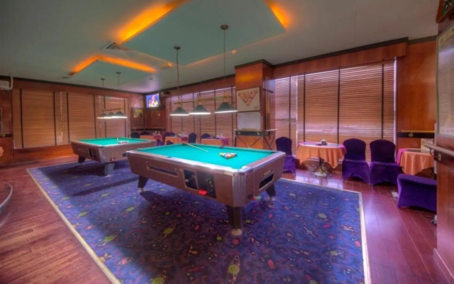 9 Hotel